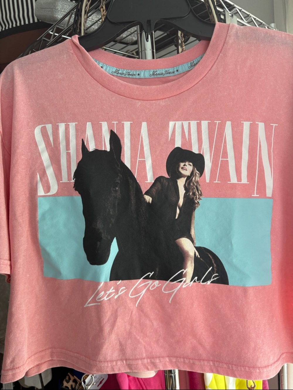 Shania Twain Let's Go Girls Pink Graphic Tee Crop Top Y2K